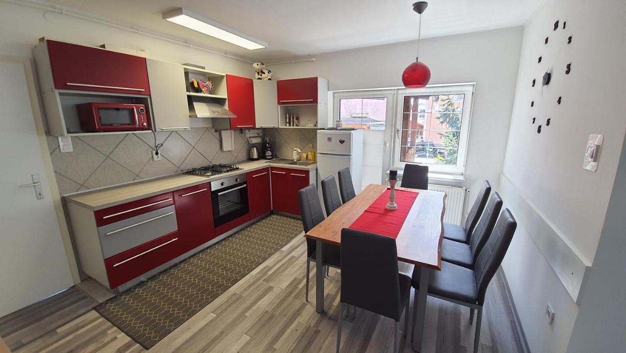 Apartma4Us มาริบอร์ ภายนอก รูปภาพ